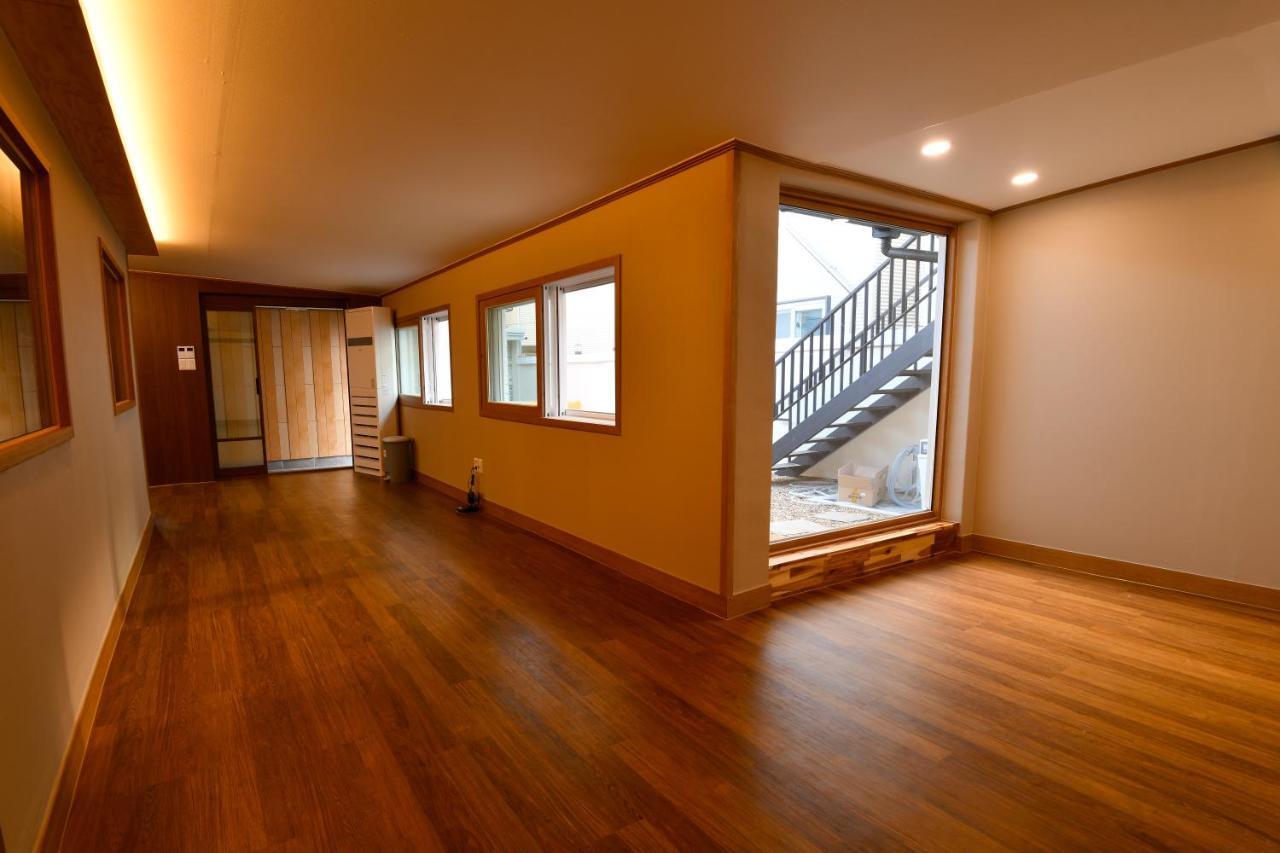 Guma Modern Hanokstay Тэгу Экстерьер фото
